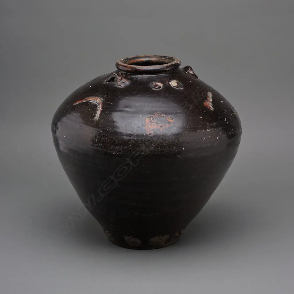 A Japanese Shigaraki stoneware tea leaf jar (chatsubo), Image 1++